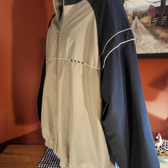 Weatherproof Performance Jacker - Picture 4 of 10